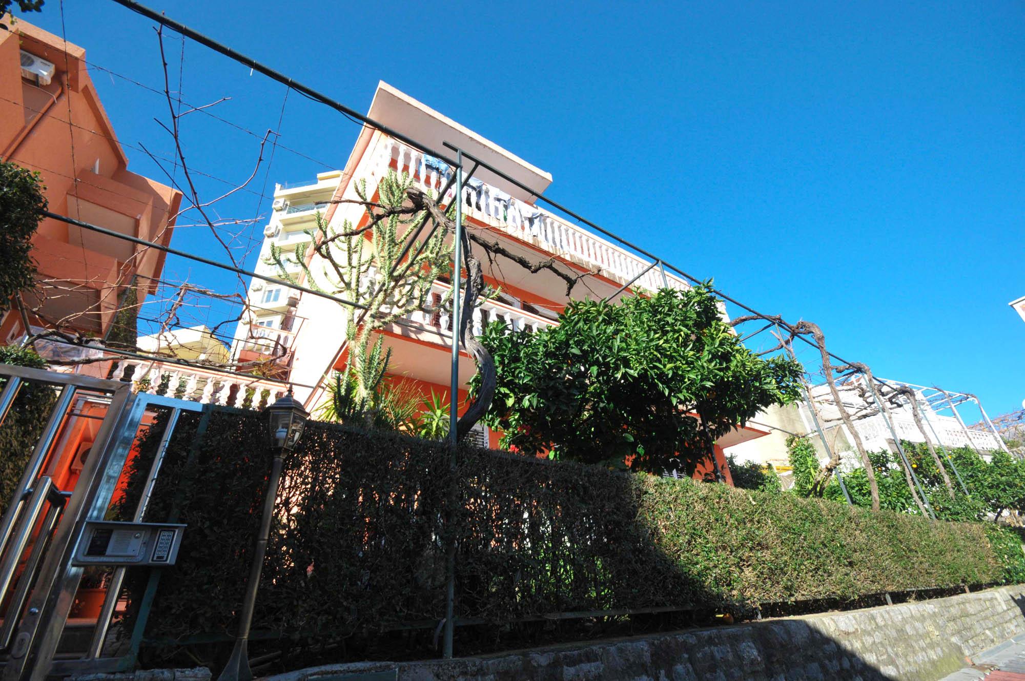 Apartments Orange Budva Exterior photo